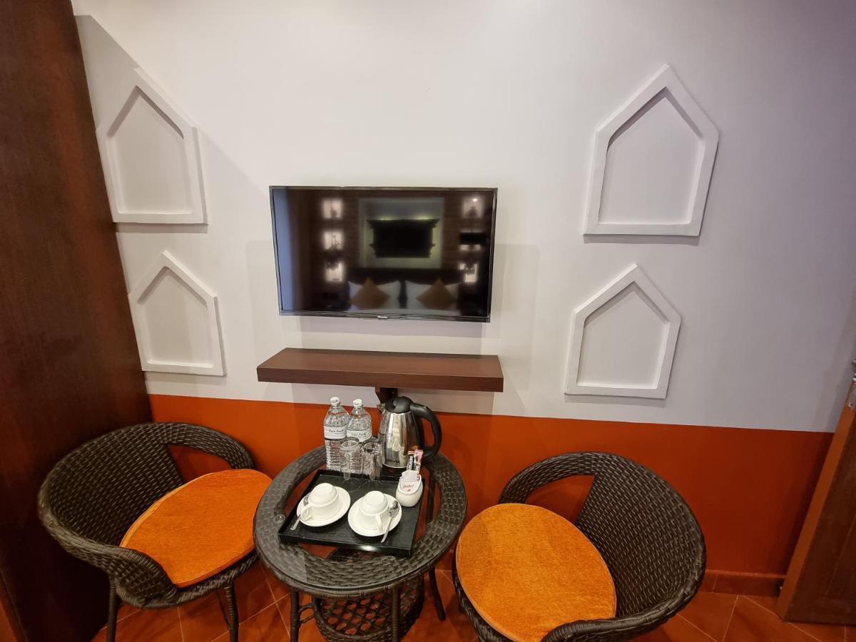 Chautari Boutique Hotel Pokhara Eksteriør billede