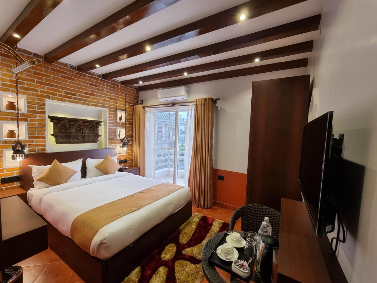 Chautari Boutique Hotel Pokhara Eksteriør billede