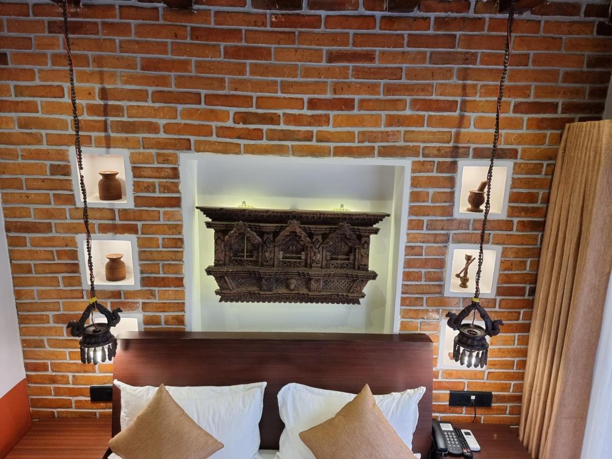 Chautari Boutique Hotel Pokhara Eksteriør billede