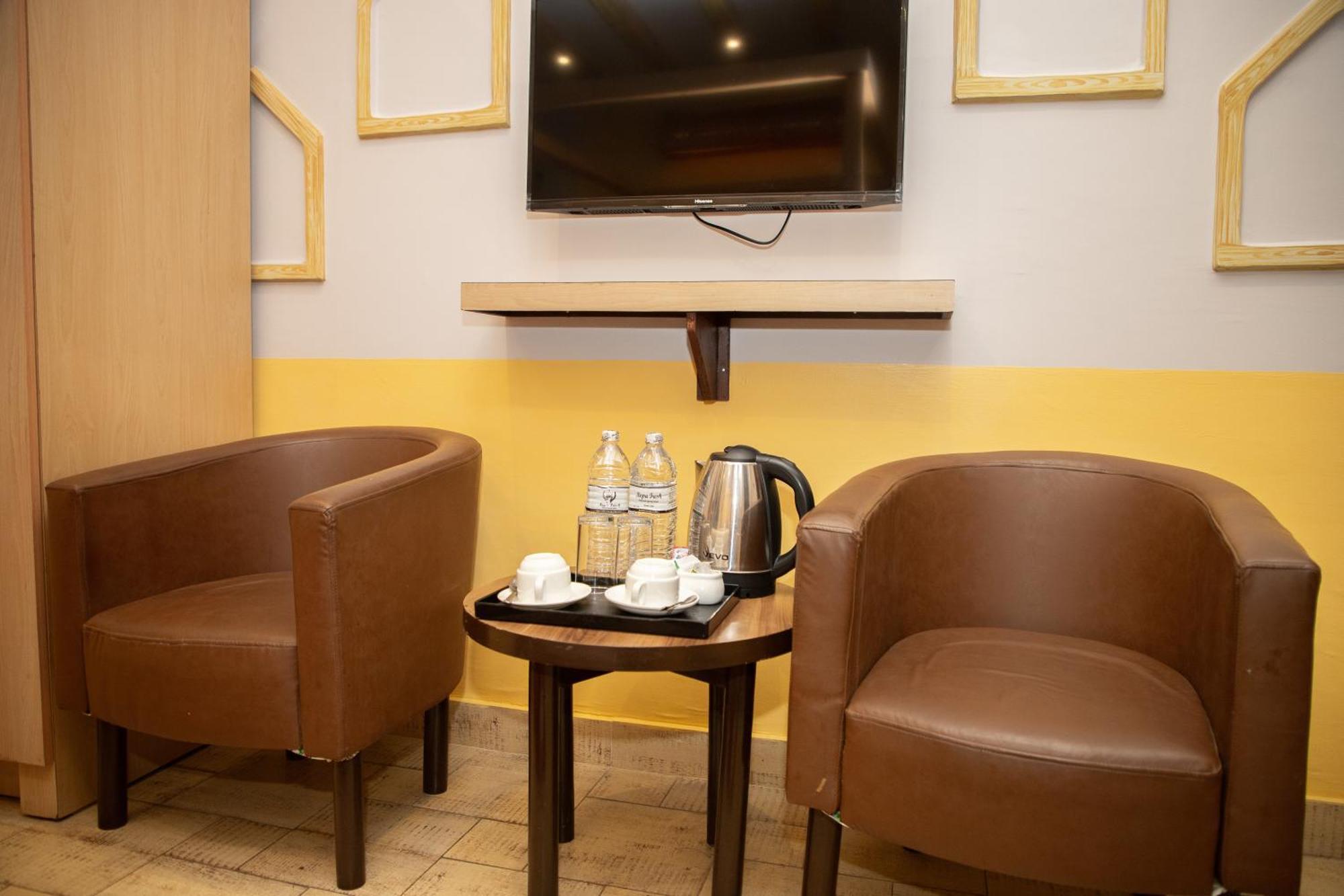 Chautari Boutique Hotel Pokhara Eksteriør billede