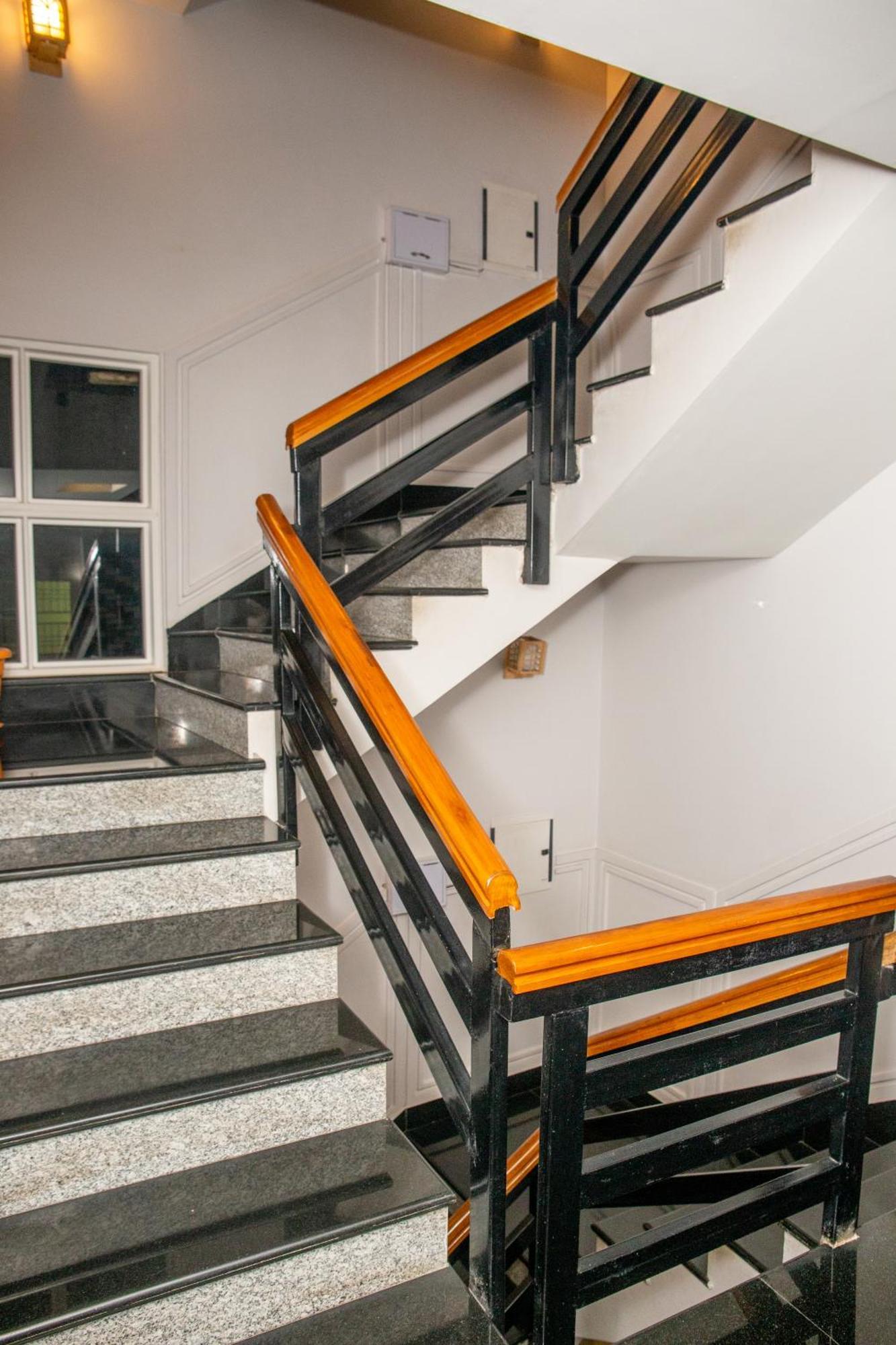 Chautari Boutique Hotel Pokhara Eksteriør billede