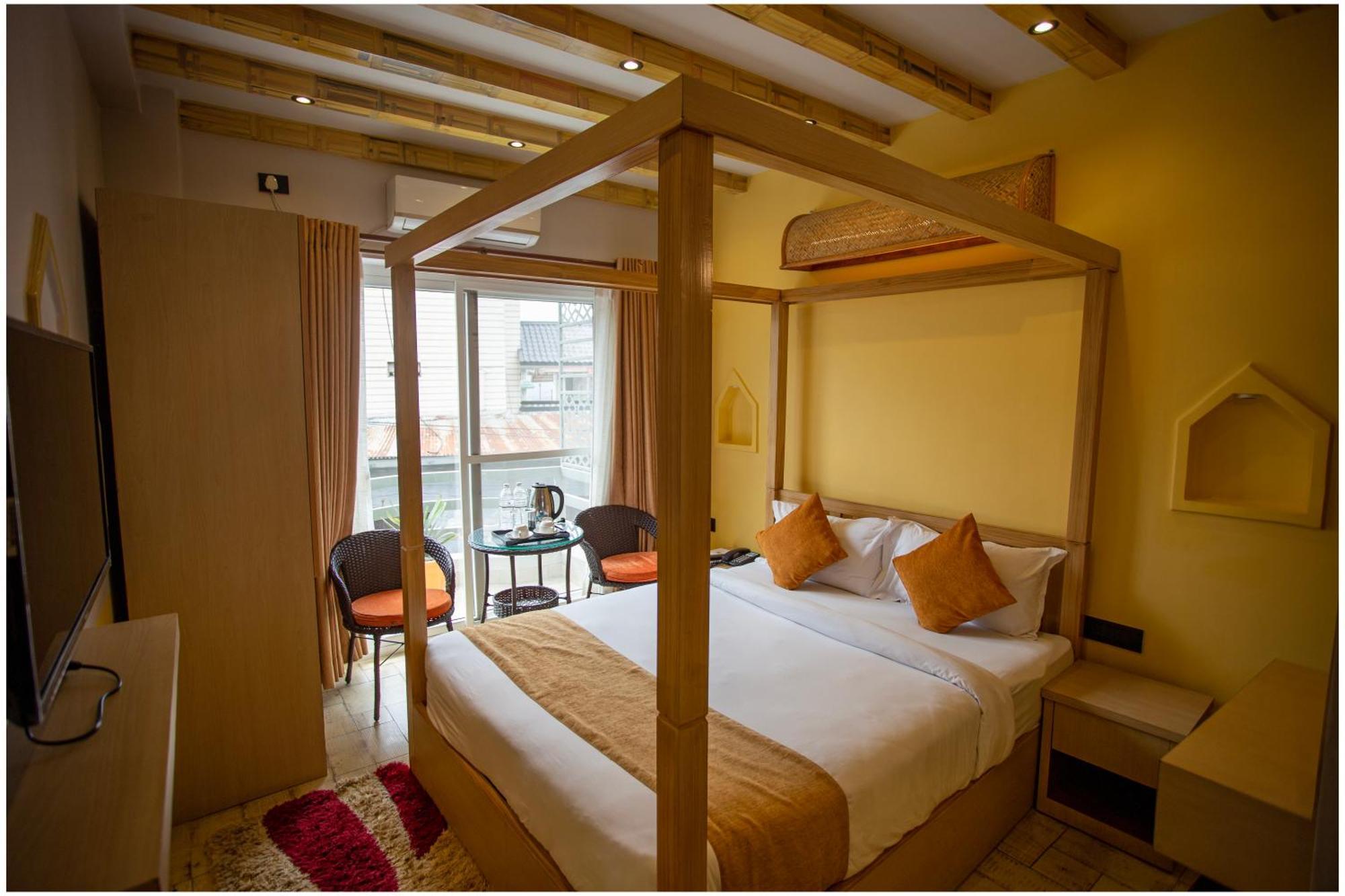 Chautari Boutique Hotel Pokhara Eksteriør billede