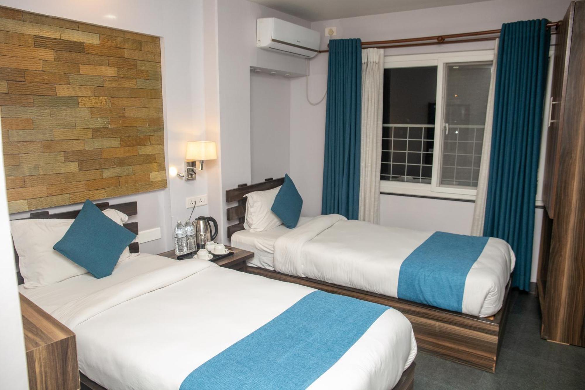 Chautari Boutique Hotel Pokhara Eksteriør billede