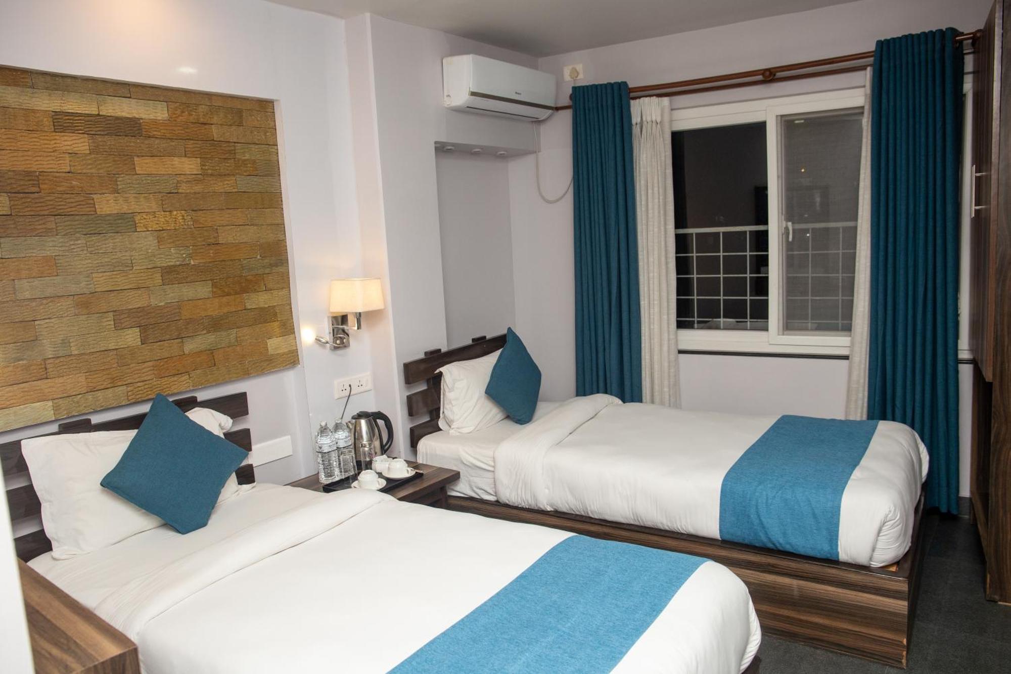 Chautari Boutique Hotel Pokhara Eksteriør billede
