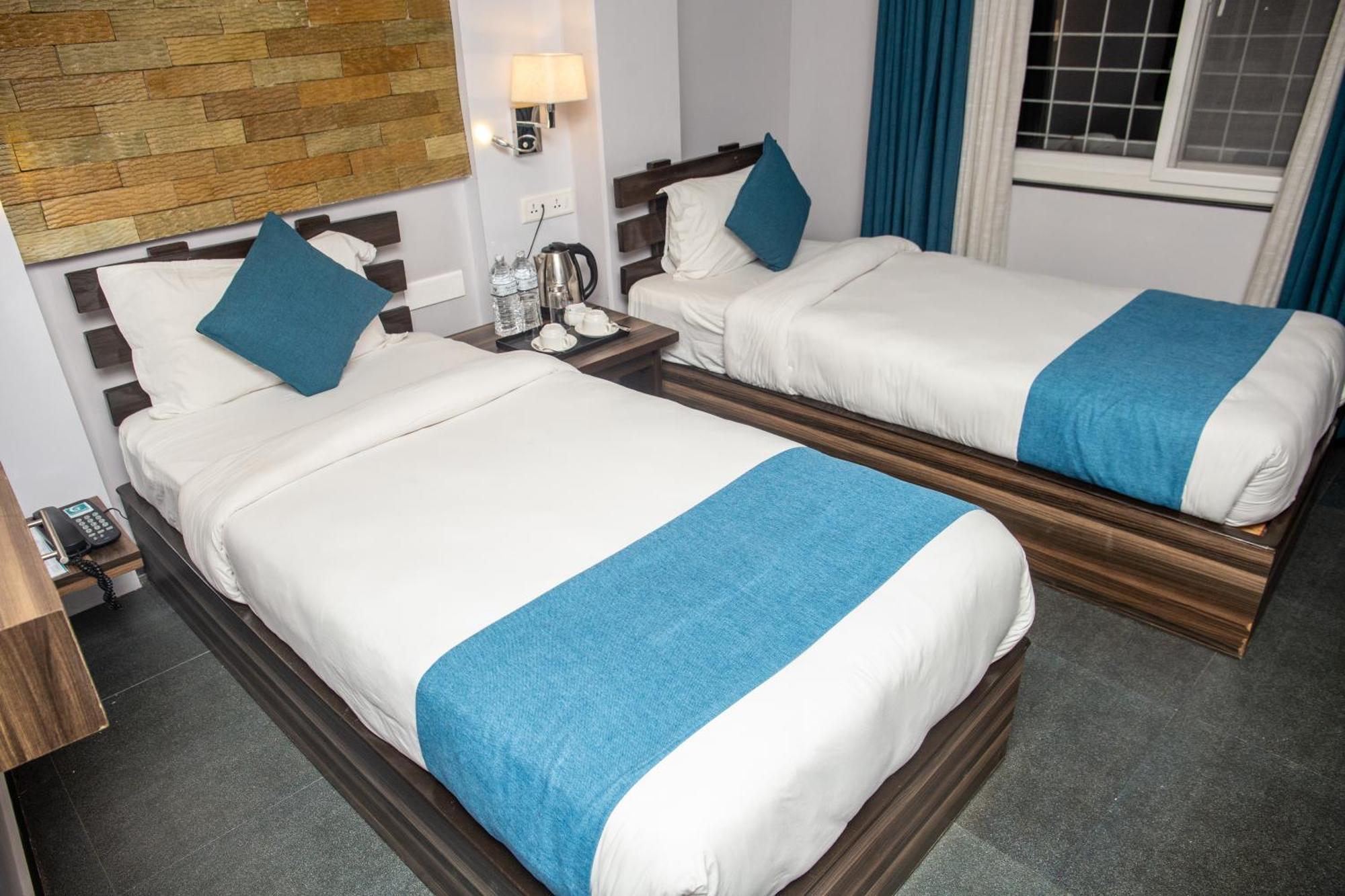 Chautari Boutique Hotel Pokhara Eksteriør billede