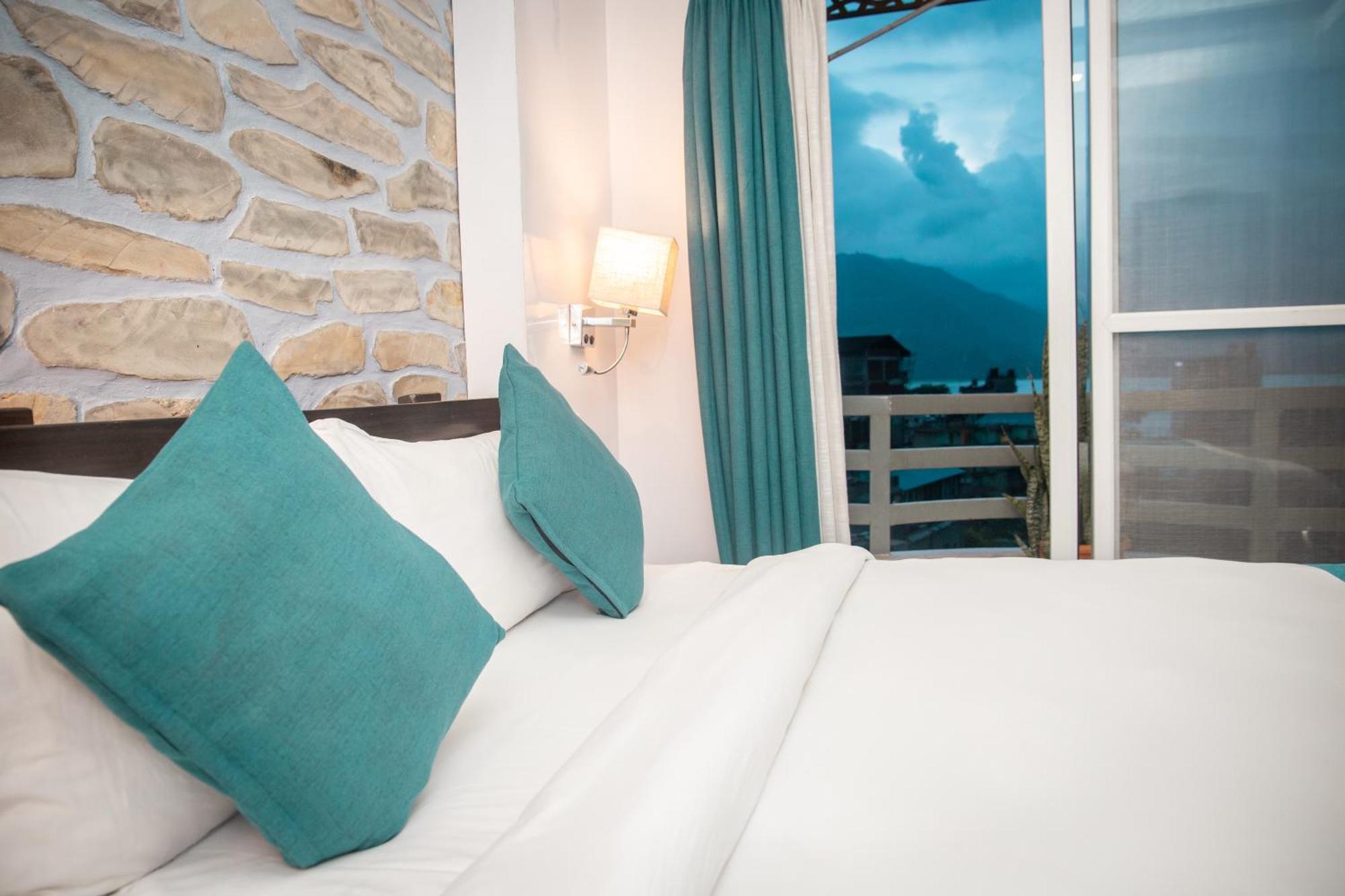 Chautari Boutique Hotel Pokhara Eksteriør billede