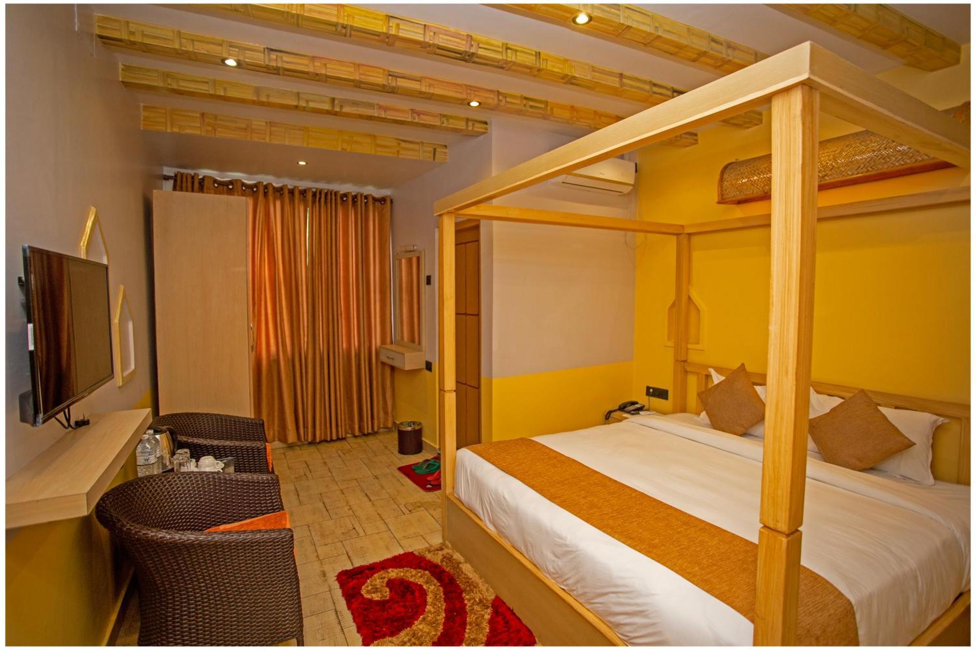 Chautari Boutique Hotel Pokhara Eksteriør billede